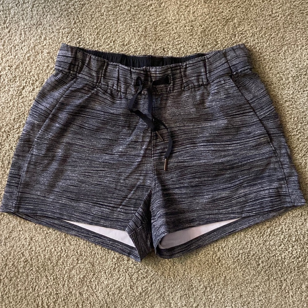 Lululemon, size 6, women’s athletic shorts with pockets